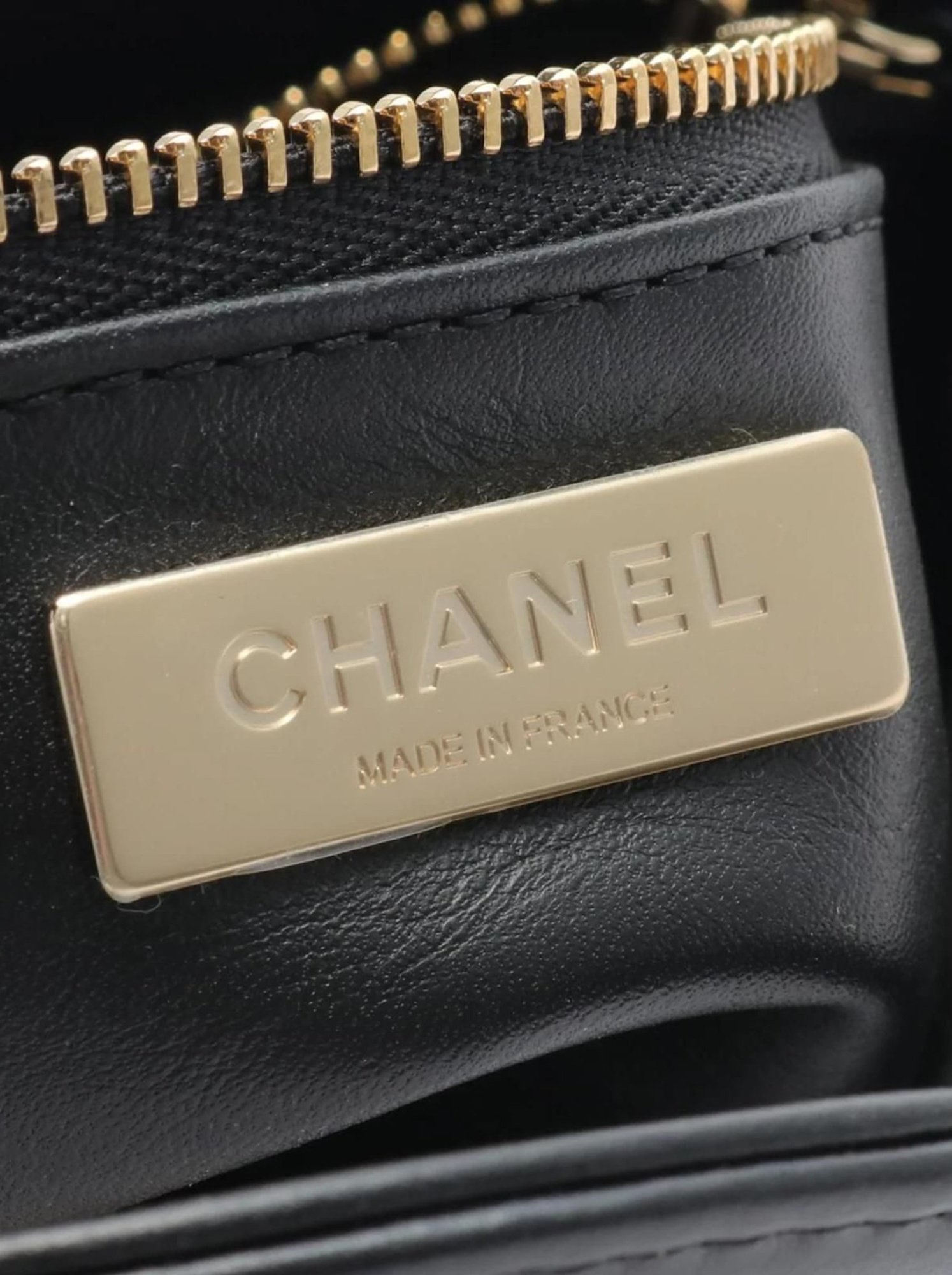 Chanel 31 Medium Black