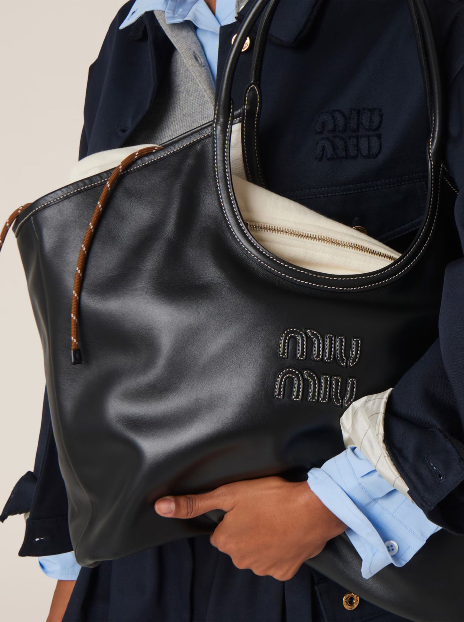 Miu Miu Ivy Large Black