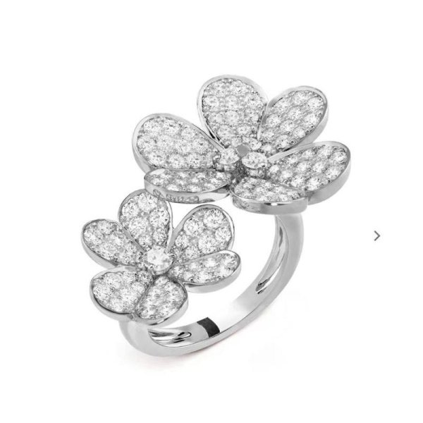 Кольцо Van Cleef Frivole Белое золото