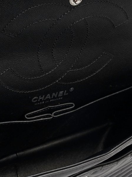 Chanel 226 Medium Black Chanel 226 Medium Black